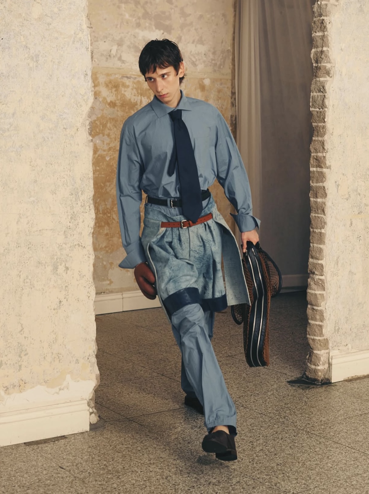 Gal Nell Dahan — blue shirt and tie look